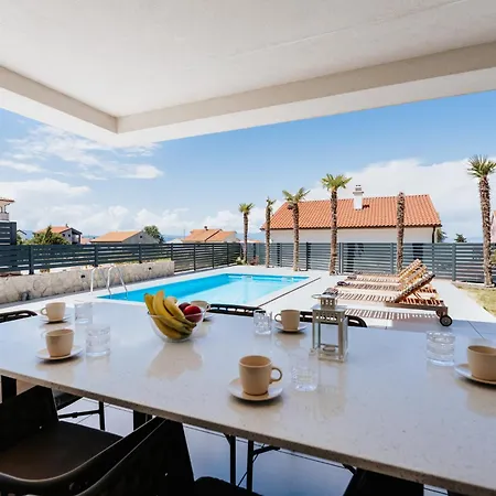 Luxury New With Private Pool, Large Garden, - By Traveler Tourist Agency Krk Id 2688 Apartmán Sveti Anton (Krk)