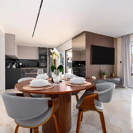 Luxury New With Private Pool, Large Garden, - By Traveler Tourist Agency Krk Id 2688 Apartmán