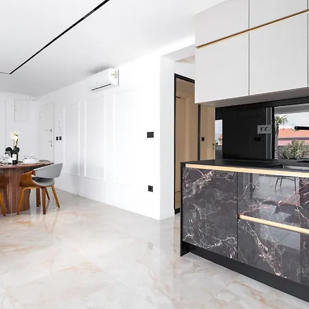 Apartmán Luxury New With Private Pool, Large Garden, - By Traveler Tourist Agency Krk Id 2688 *