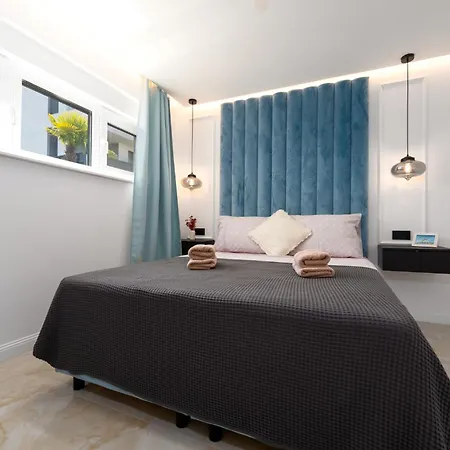 Luxury New With Private Pool, Large Garden, - By Traveler Tourist Agency Krk Id 2688 Apartmán *
