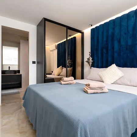 Apartmán Luxury New With Private Pool, Large Garden, - By Traveler Tourist Agency Krk Id 2688 *