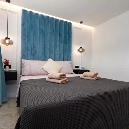 Apartmán Luxury New With Private Pool, Large Garden, - By Traveler Tourist Agency Krk Id 2688 *